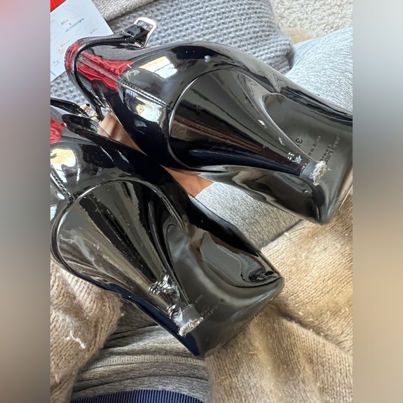 YSL SAINT LAURENT Patent Leather spike stud kitten heeled pumps size 38” - Picture 7 of 7